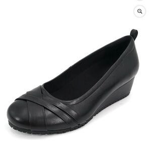 Tredsafe Women's Moulin Slip Resistant Shoe VARIOUS SIZES